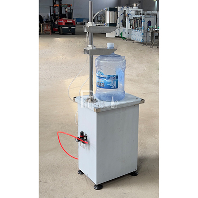 Botol Plastik Otomatis 3 Galon 5 Galon 20 Liter Peralatan Mesin Capping Air Botol Untuk Mesin Pengisian Galon pemasok