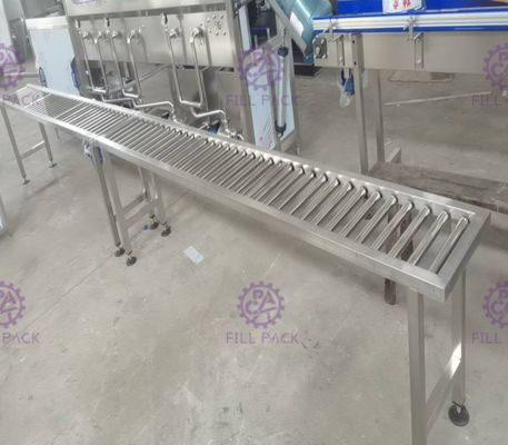 Roller Conveyor Galon Water Plant Habis Untuk Lini Produksi Botol Galon pemasok