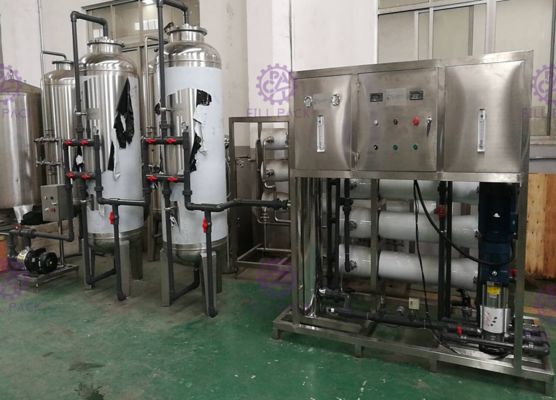 Mesin Pengolahan Air Reverse Osmosis 3000lph Minum / Minum Murni pemasok