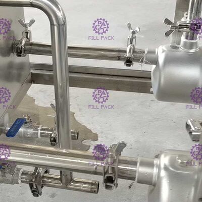 3.4 * 0.78 * 1.95m 3 In 1 120 BPH Gallon Filling Line pemasok