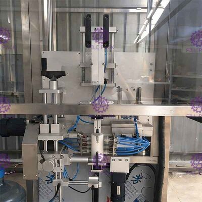 Pelabelan Leher Kepala Tunggal 28mm Gallon Labeler Otomatisasi Penuh pemasok