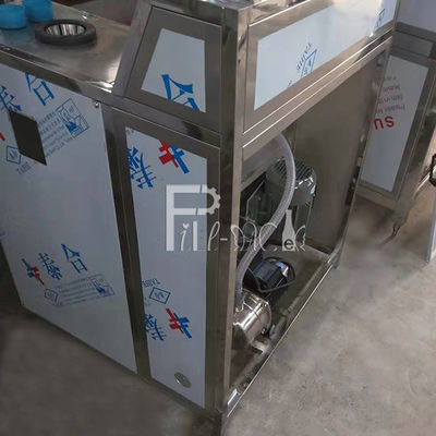 3.4 * 0.78 * 1.95m 3 In 1 120 BPH Gallon Filling Line pemasok