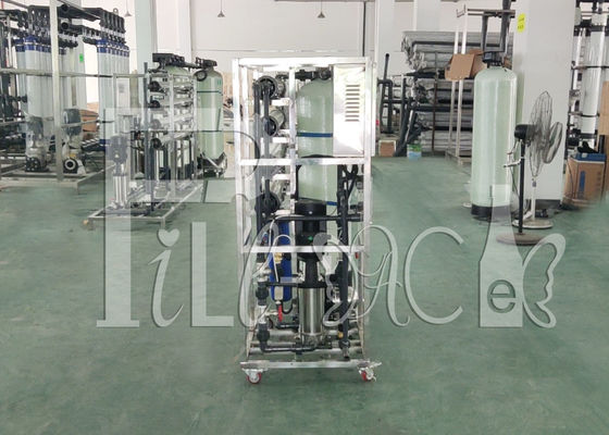 2000LPH Air minum RO pabrik pengolahan air dengan 4040 membran untuk pabrik air pemasok