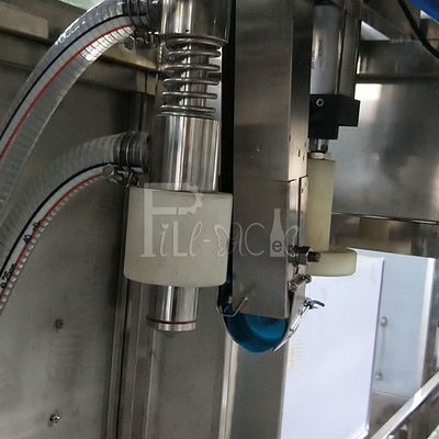 Mesin Pembotolan Air 120bph 3/5 Galon / 20l Dengan Perangkat Pemuatan Bucket Otomatis pemasok