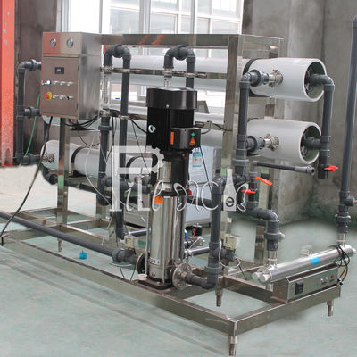 Sus304 Auto Operation Valve Minum 4000lph Ro Water Treatment Machine pemasok