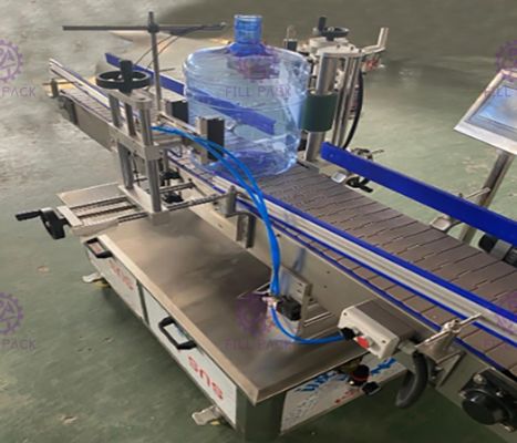 Otomatis 1200BPH 5 Galon Botol Labeller PLC Kontrol Disesuaikan